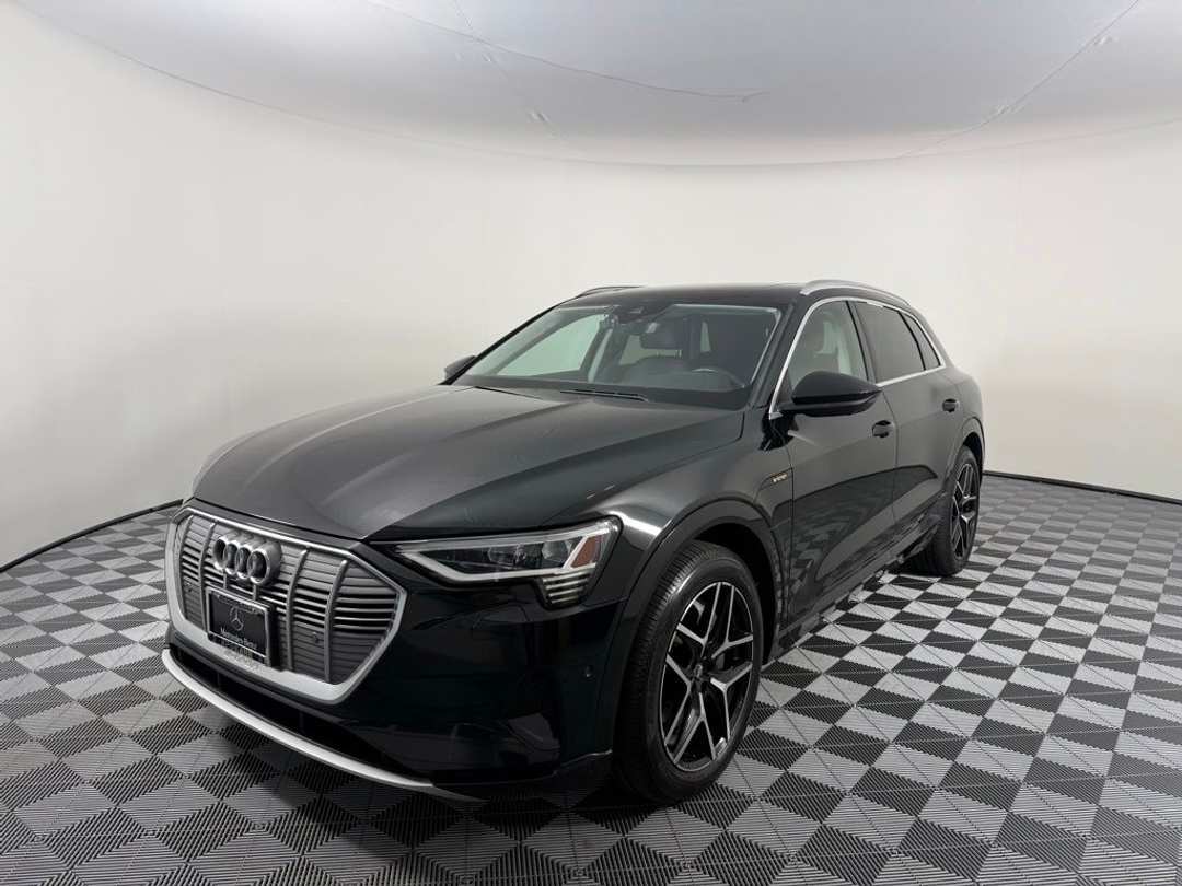 2019 Audi E-Tron Premium Plus - Image 3