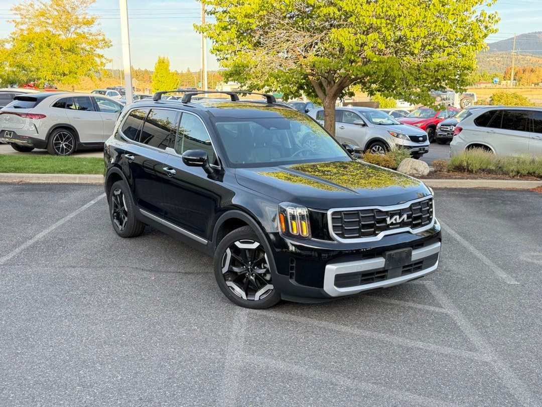 2024 Kia Telluride S - Image 3