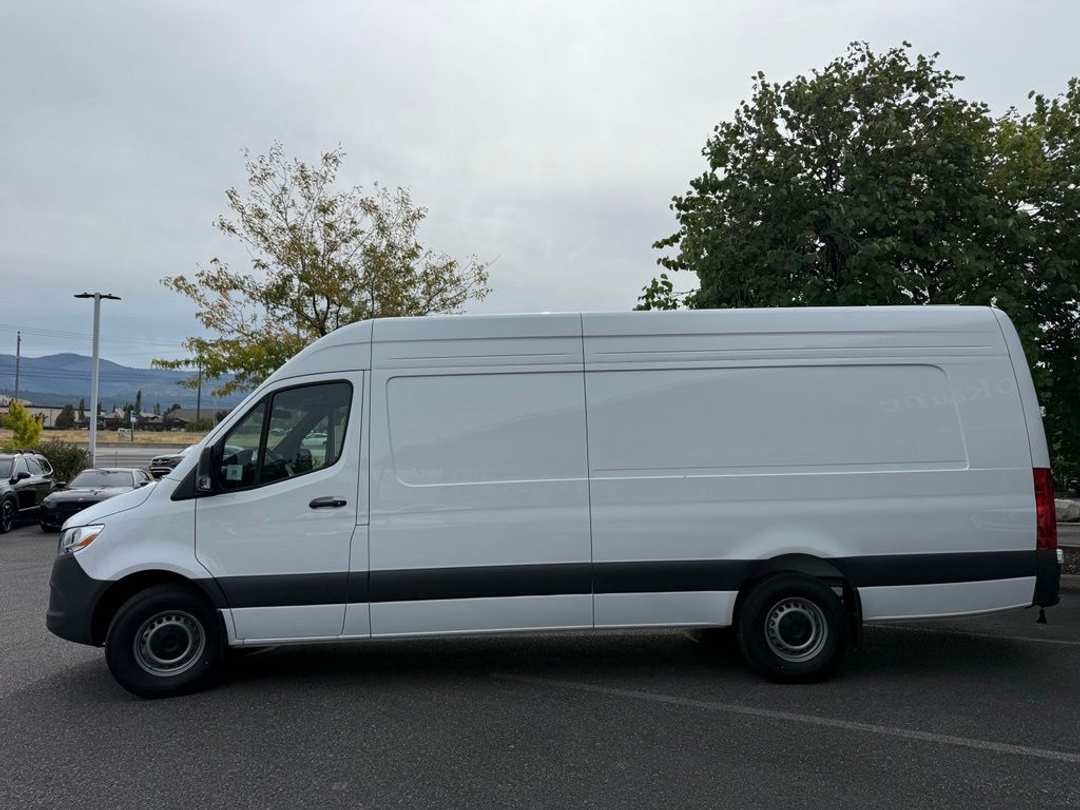 2026 Mercedes-Benz Sprinter 2500 Cargo 170 WB - Image 2