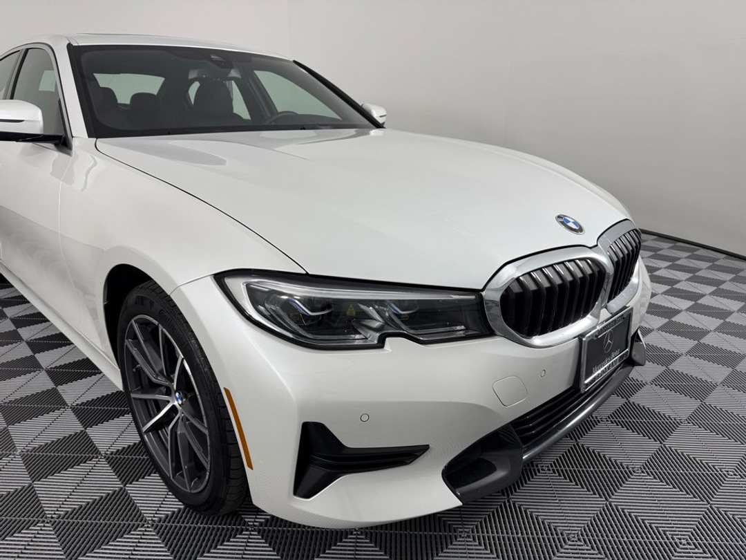 2021 BMW 3 Series 330i xDrive - Image 2