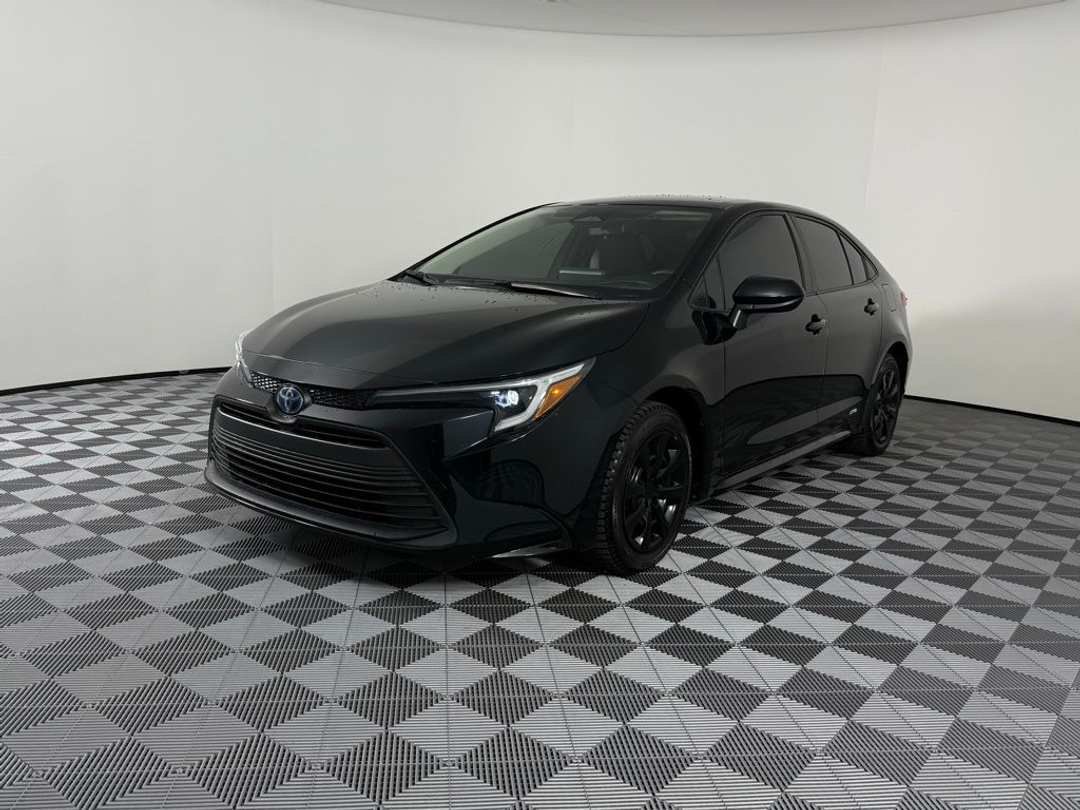 2024 Toyota Corolla Hybrid LE - Image 3