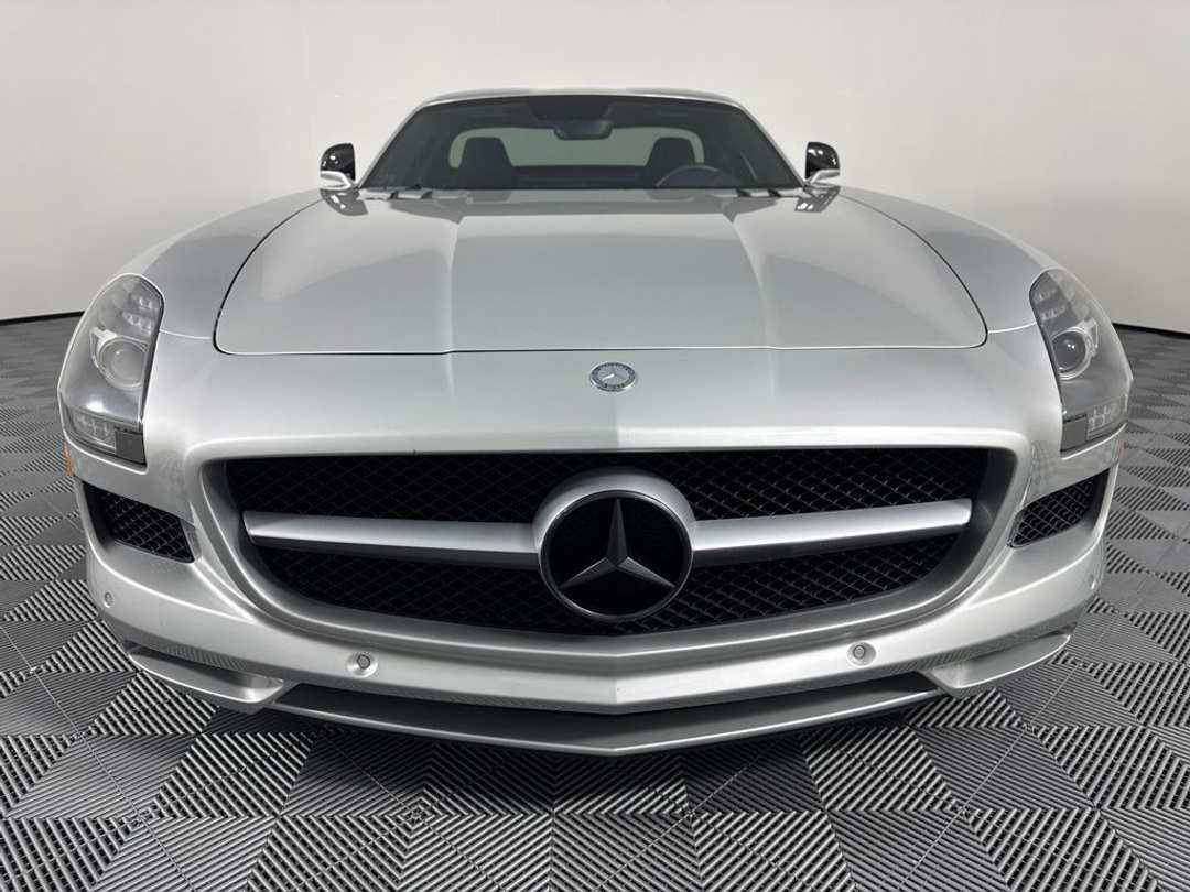 2011 Mercedes-Benz AMG Sls Gullwing - Image 2