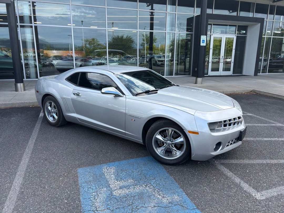 2012 Chevrolet Camaro 1LT - Image 2