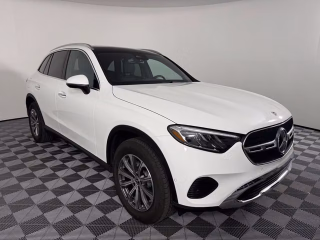 2026 Mercedes-Benz GLC 300