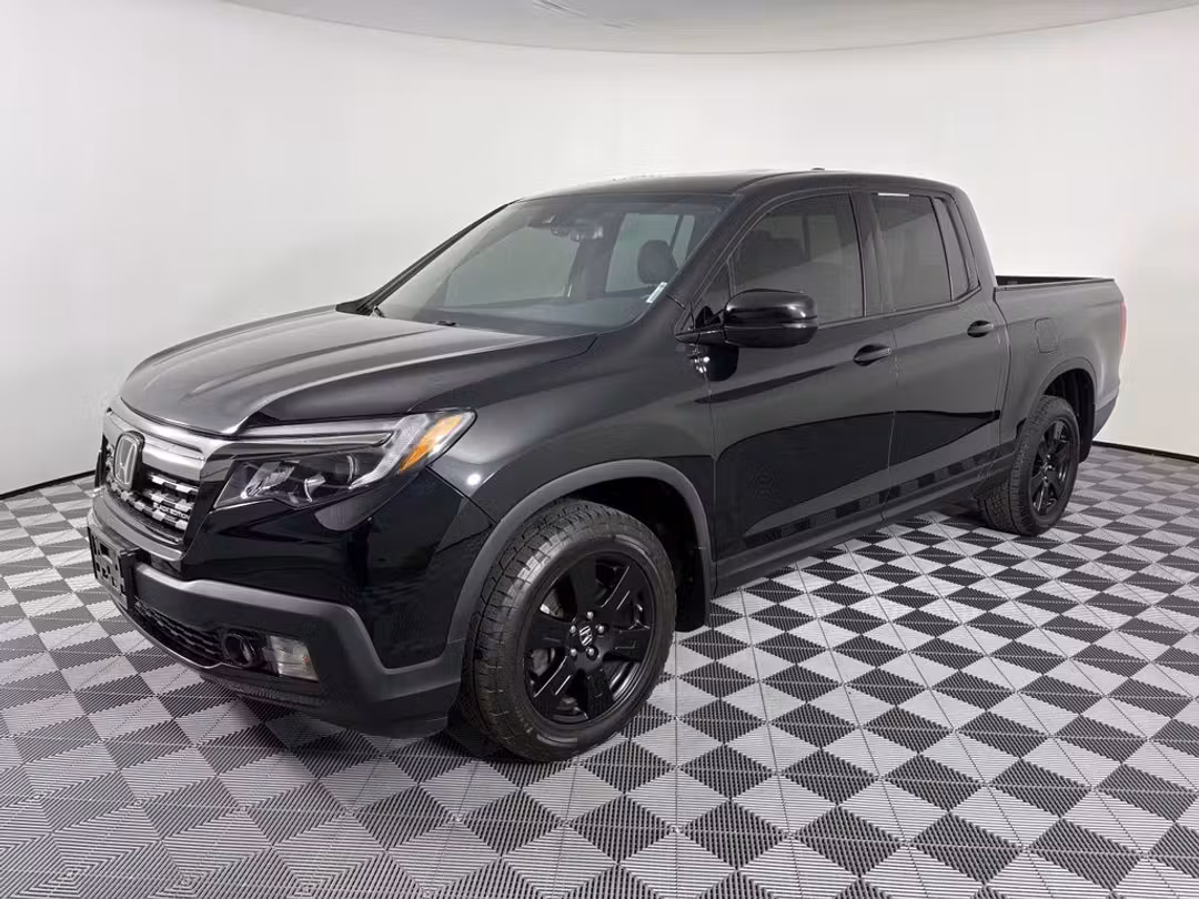 2017 Honda Ridgeline Black Edition - Image 3