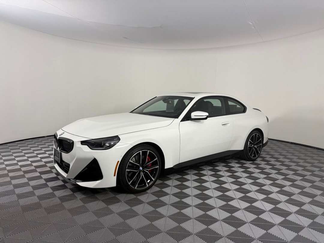 2024 BMW 2 Series 230i xDrive - Image 3