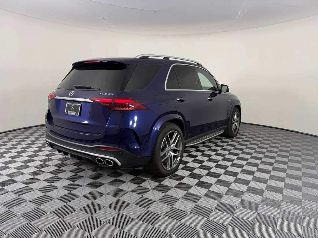 2025 Mercedes-Benz GLE AMG GLE 53 - Photo 7