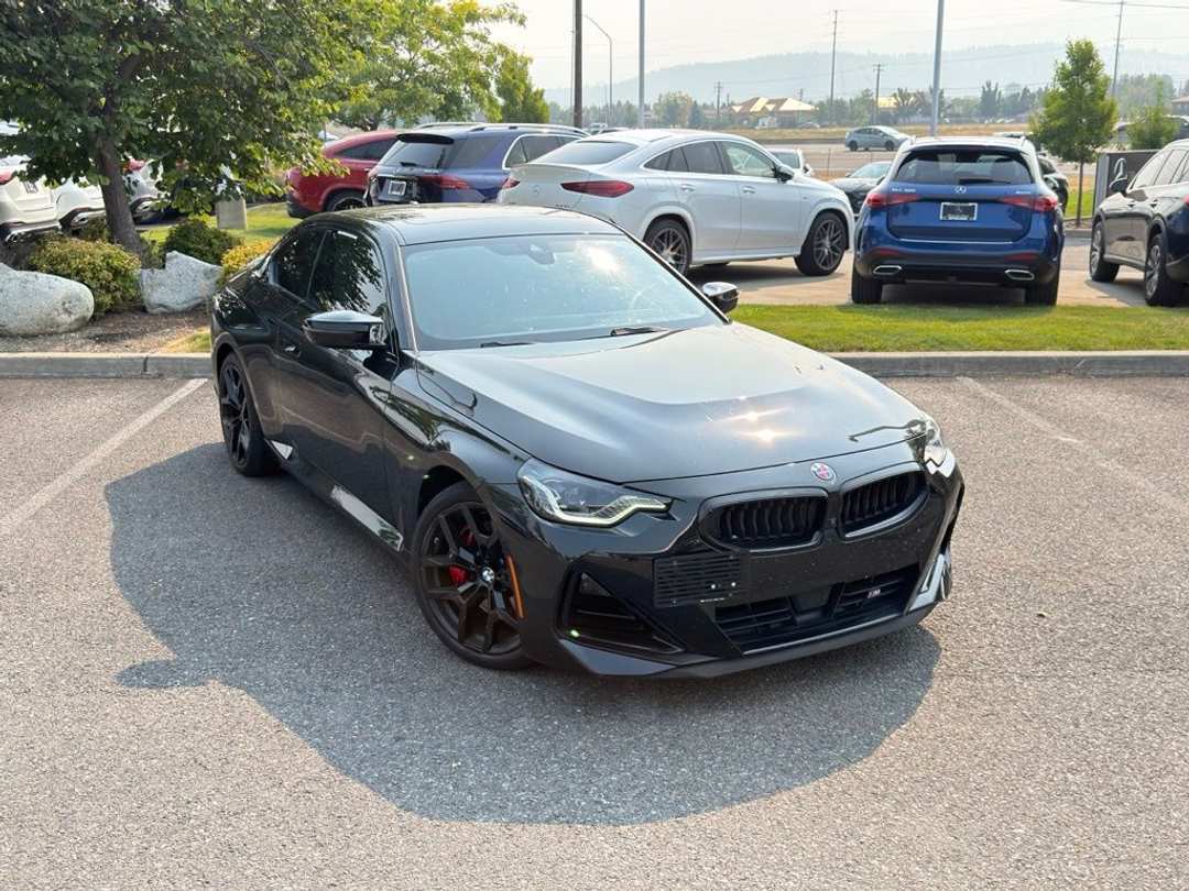 2025 BMW 2 Series M240i - Image 3