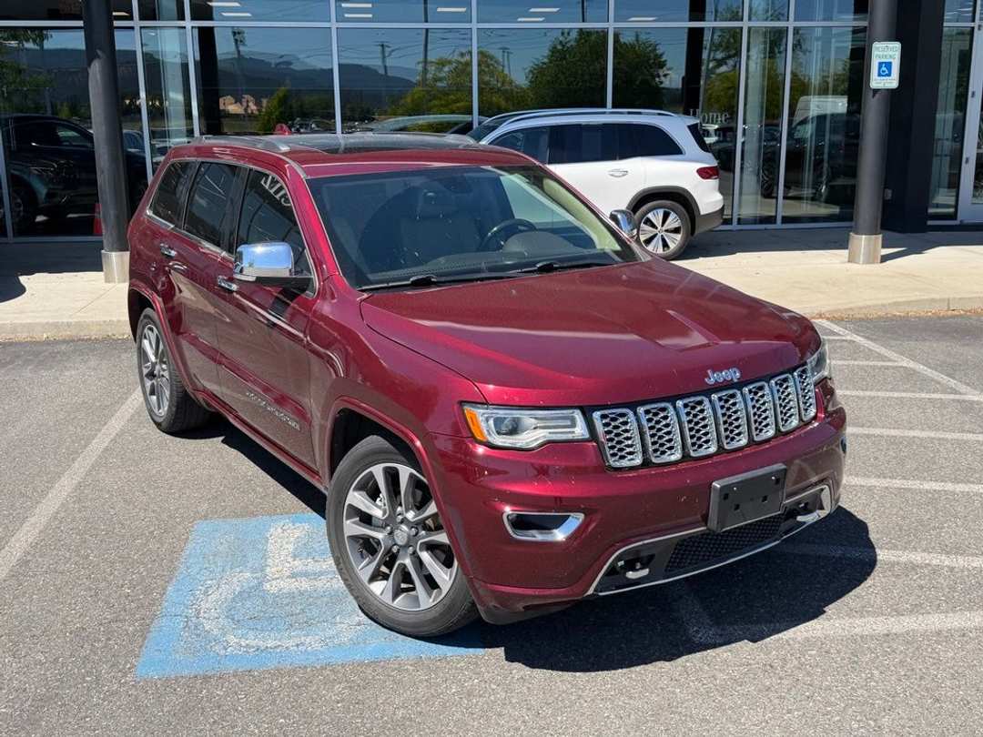 2018 Jeep Grand Cherokee Overland - Image 3