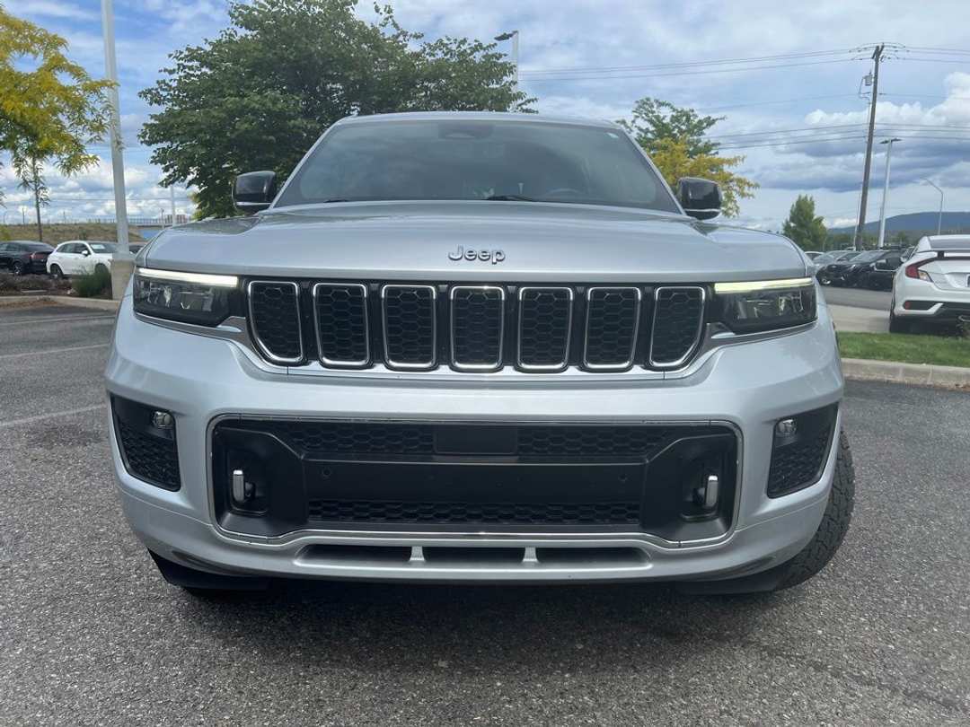 2021 Jeep Grand Cherokee L Overland - Image 3