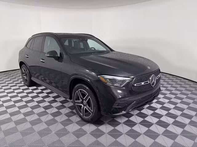 2026 Mercedes-Benz GLC 300
