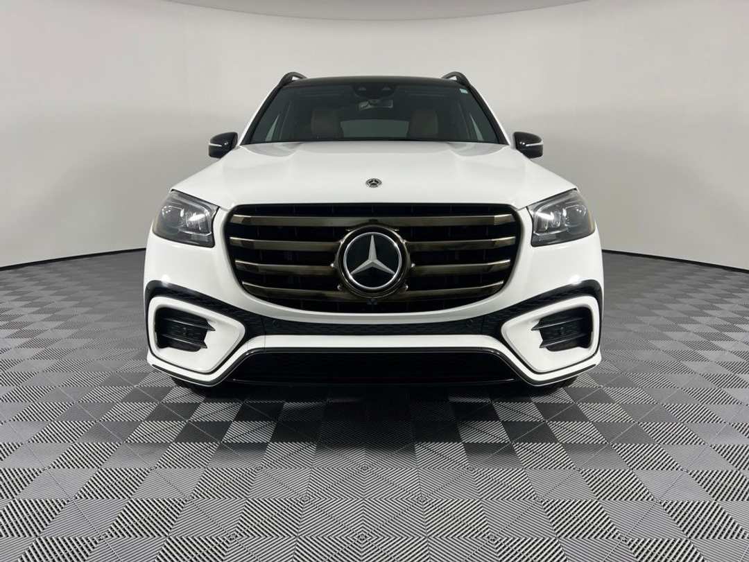 2024 Mercedes-Benz GLS 450 - Image 3