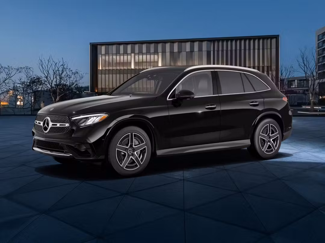 2027 Mercedes-Benz GLC 300 - Image 3