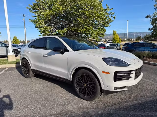 2024 Porsche Cayenne