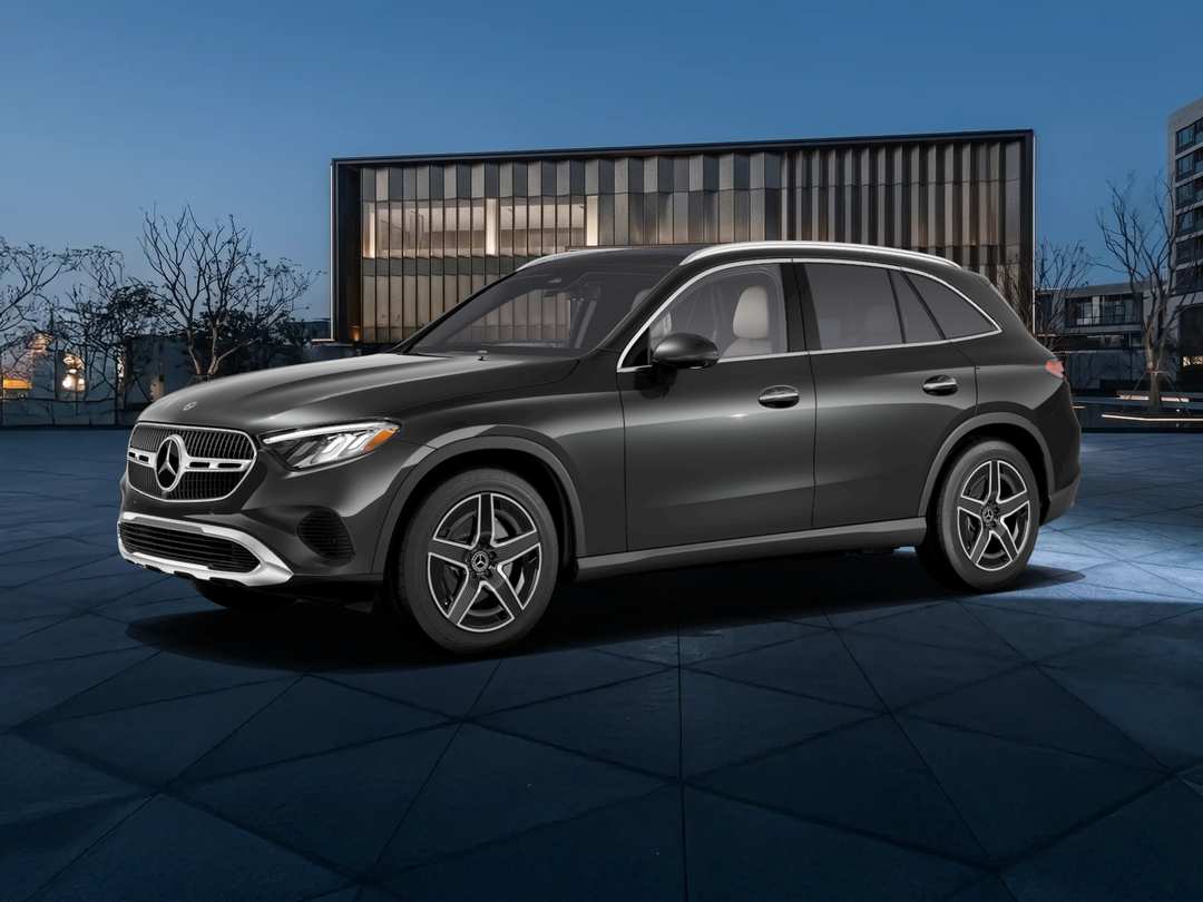 2027 Mercedes-Benz GLC 300 - Image 3