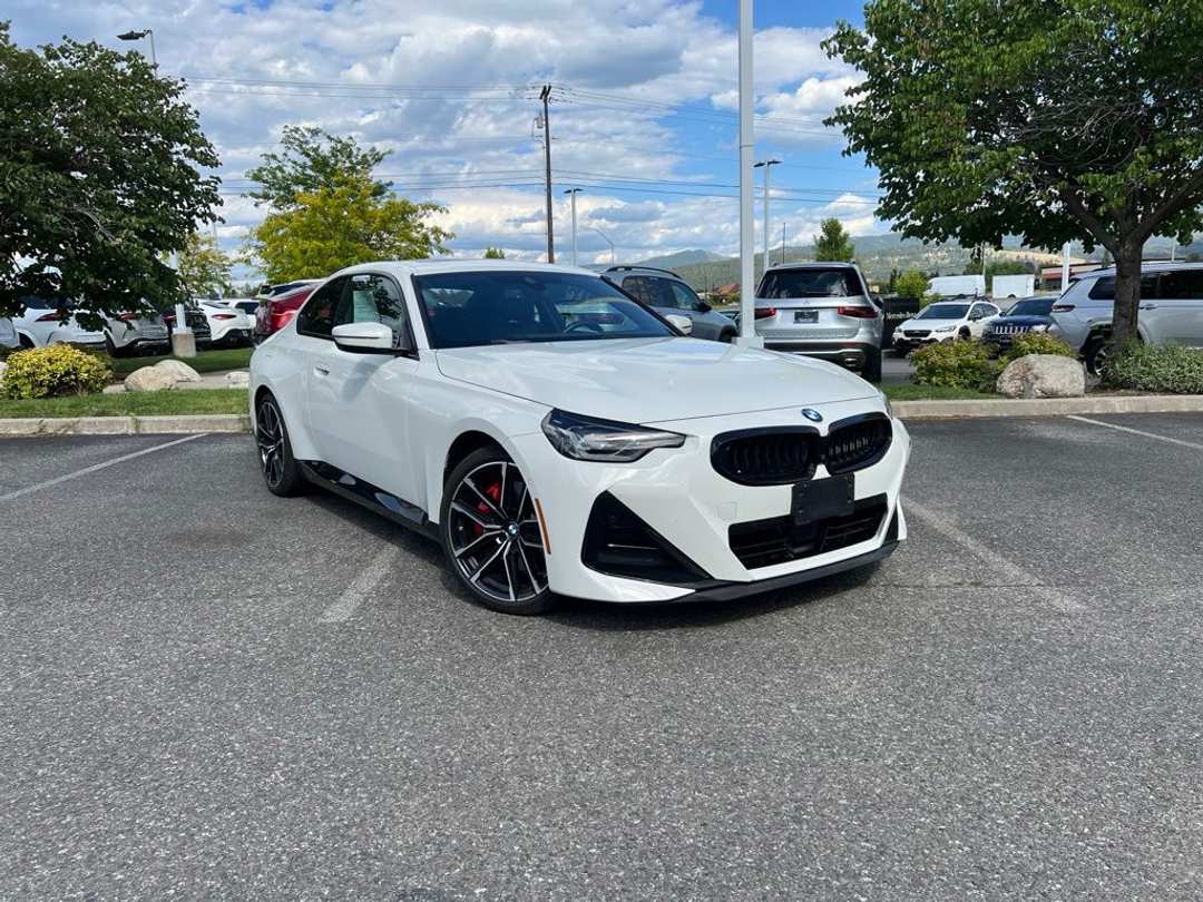 2024 BMW 2 Series 230i xDrive - Image 2