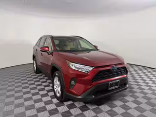 2020 Toyota Rav4 Hybrid XLE
