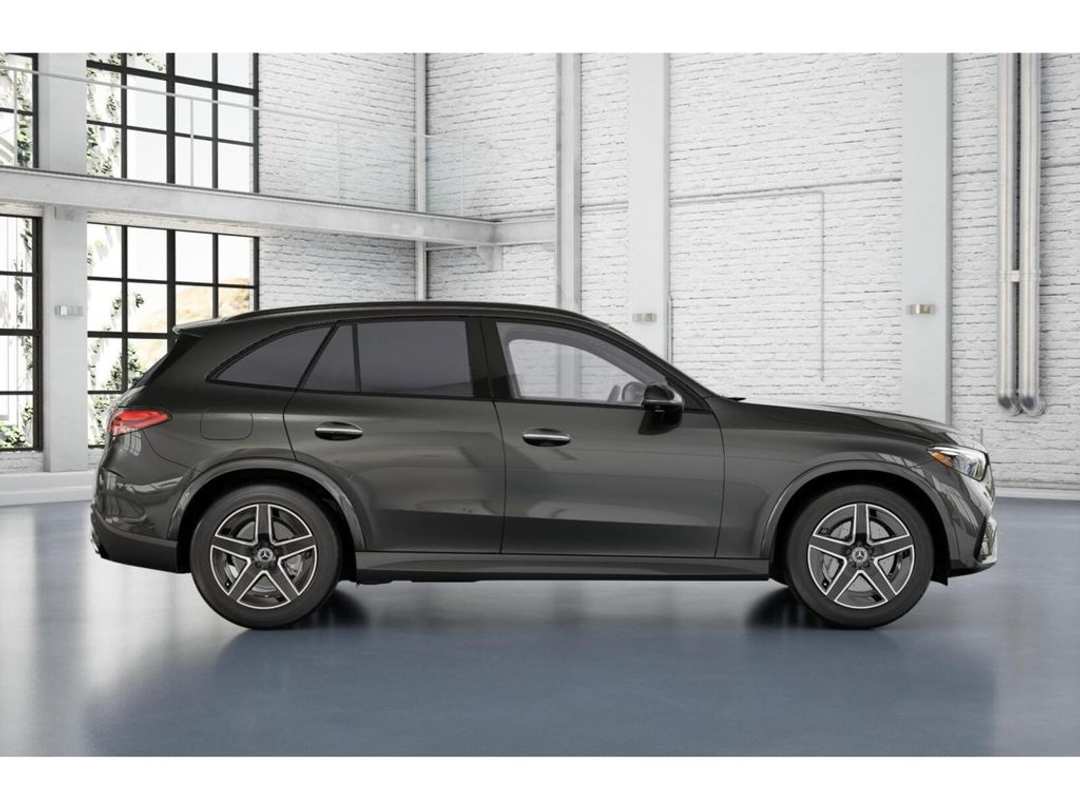 2026 Mercedes-Benz GLC 300 - Image 2