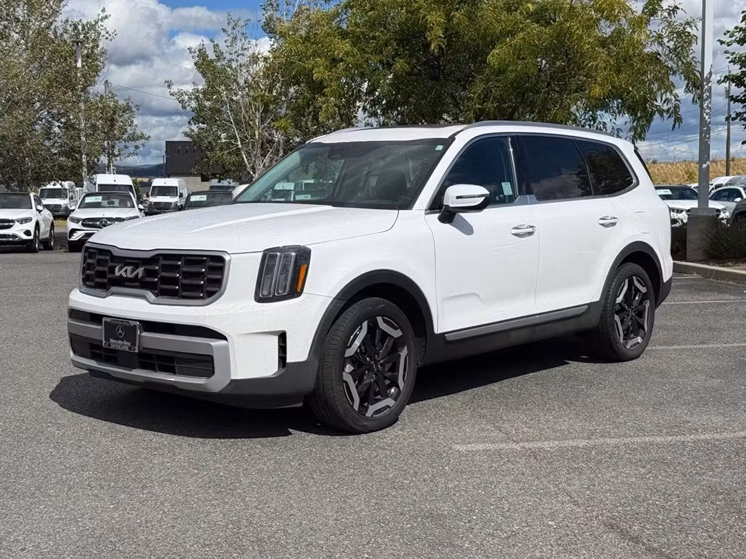 2024 Kia Telluride S - Image 3
