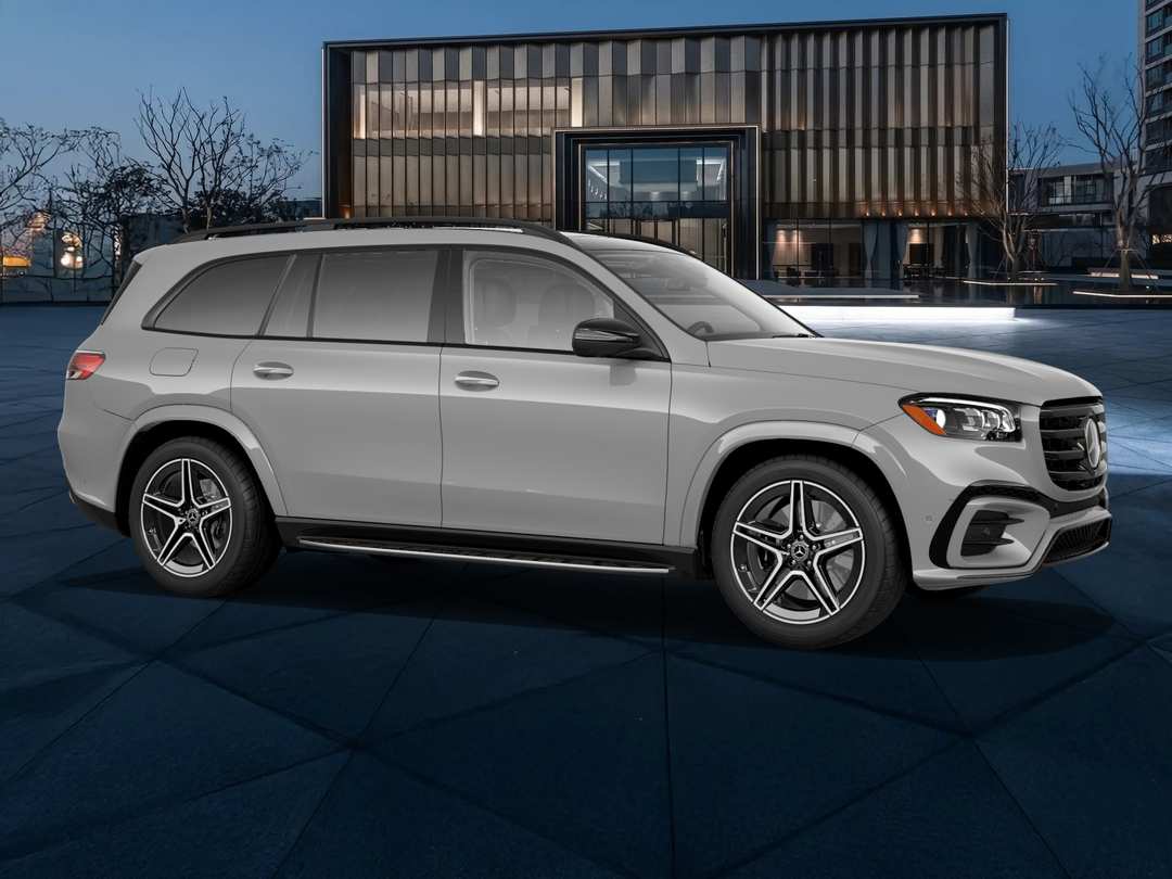 2026 Mercedes-Benz GLS 450 - Image 3