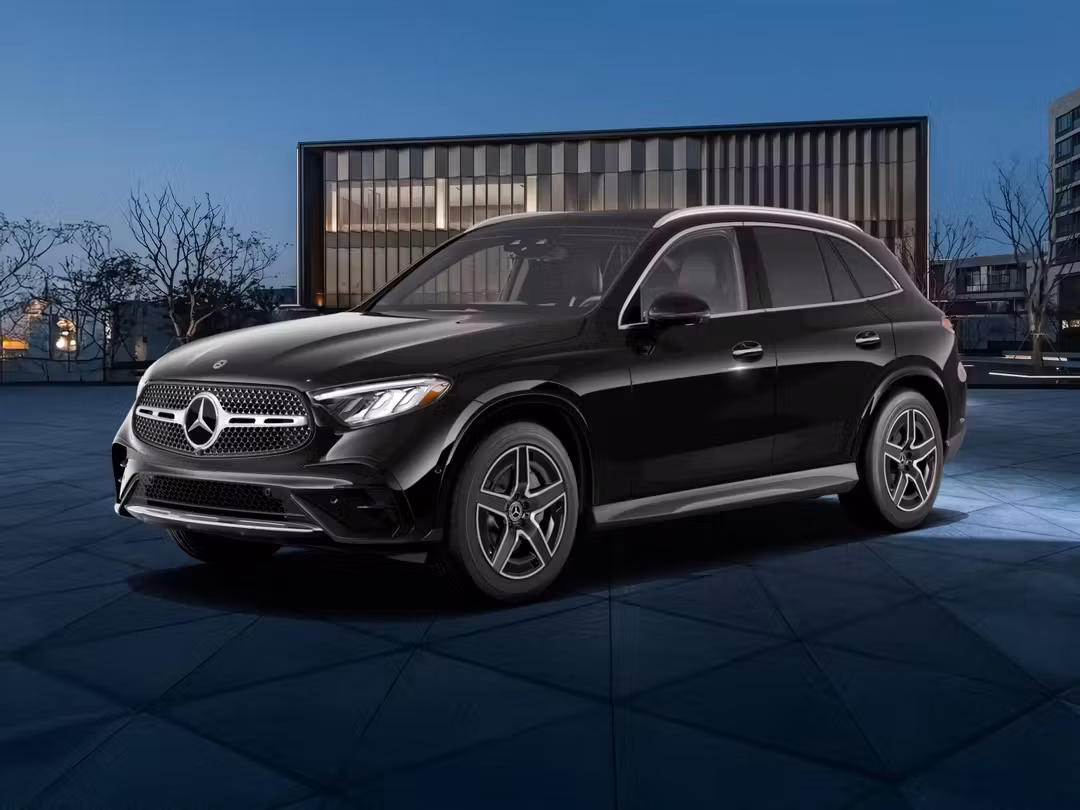 2027 Mercedes-Benz GLC 300 - Image 2