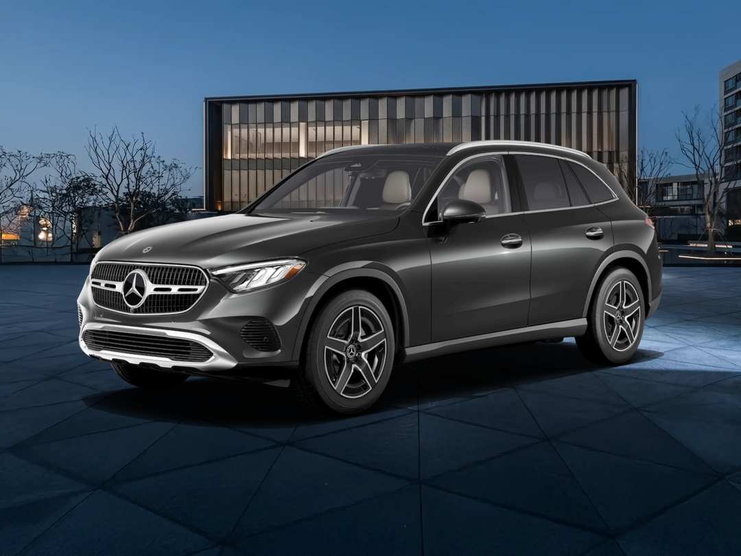 2027 Mercedes-Benz GLC 300 - Image 2