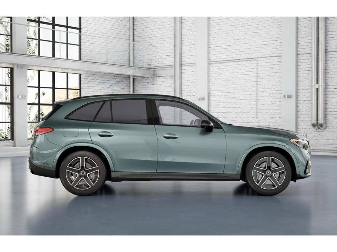 2026 Mercedes-Benz GLC 300 - Image 2