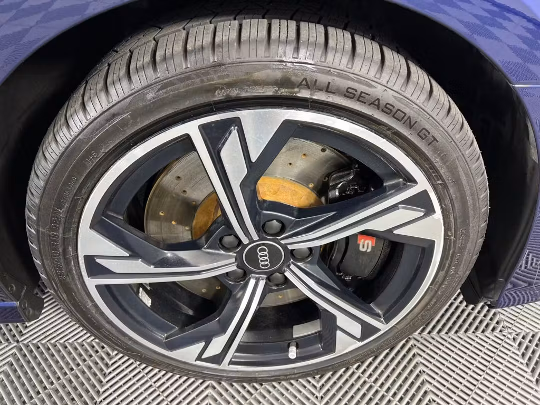 2023 Audi S3 Premium - Photo 9