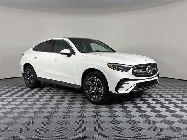 2025 Mercedes-Benz GLC 300