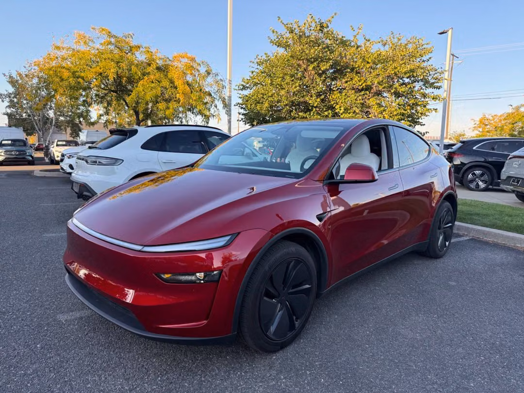 2026 Tesla Model Y - Image 3